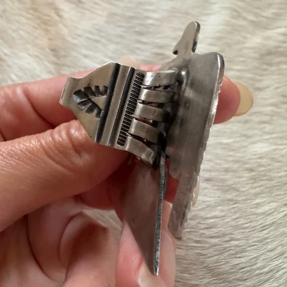 Sterling Silver Thunderbird Ring - Picture 8 of 8